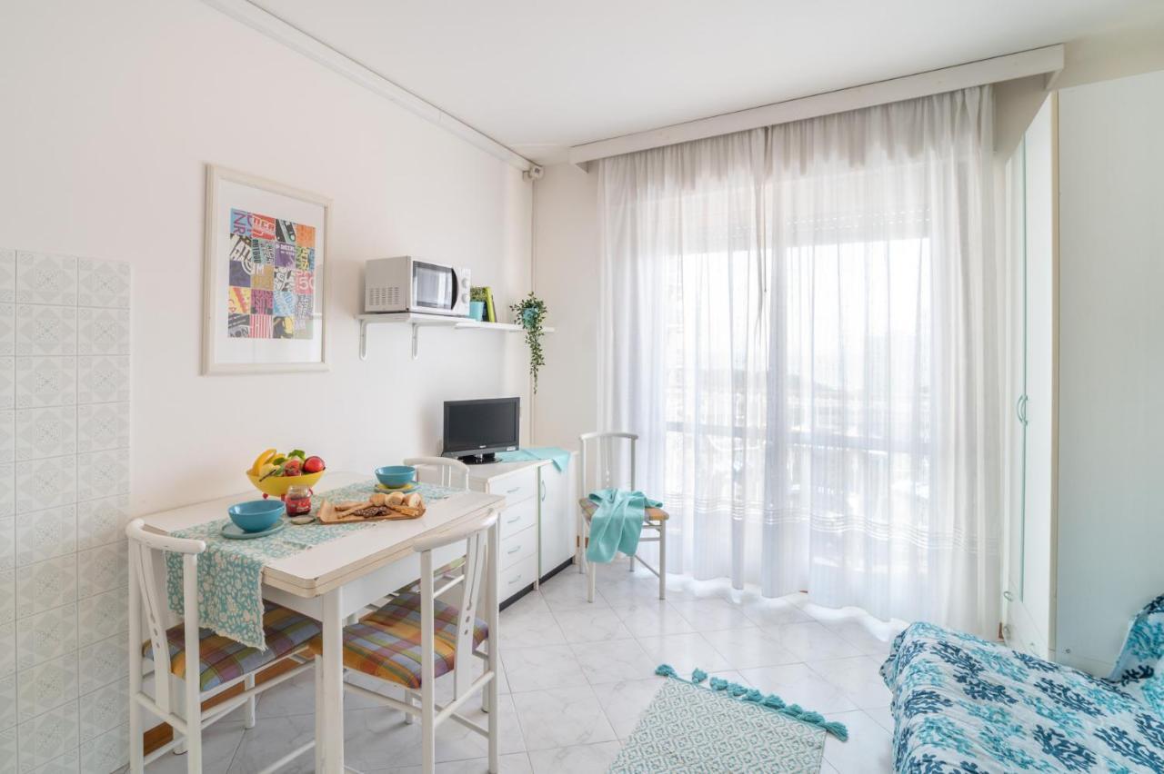Residenza Puerto Do Sol Lignano Sabbiadoro Exterior foto
