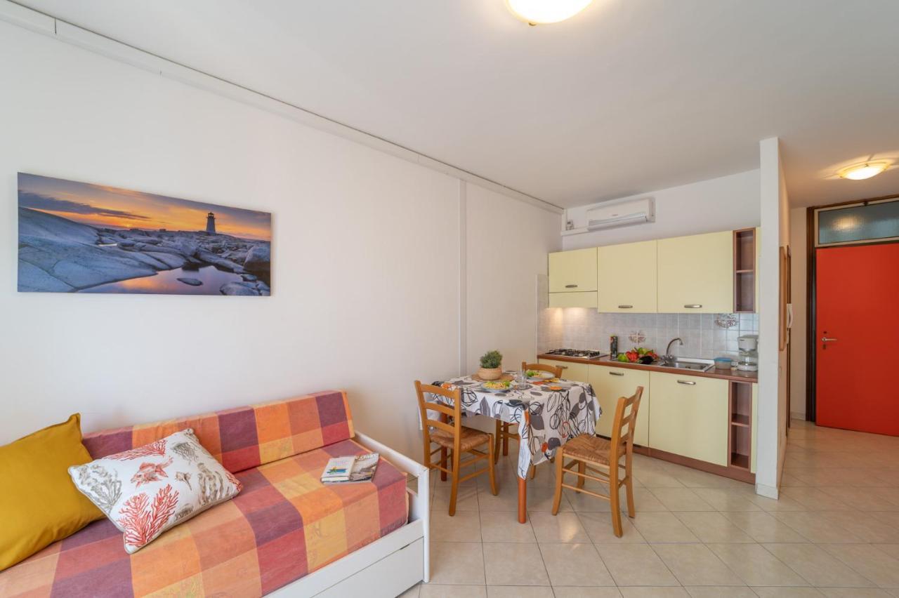Residenza Puerto Do Sol Lignano Sabbiadoro Exterior foto