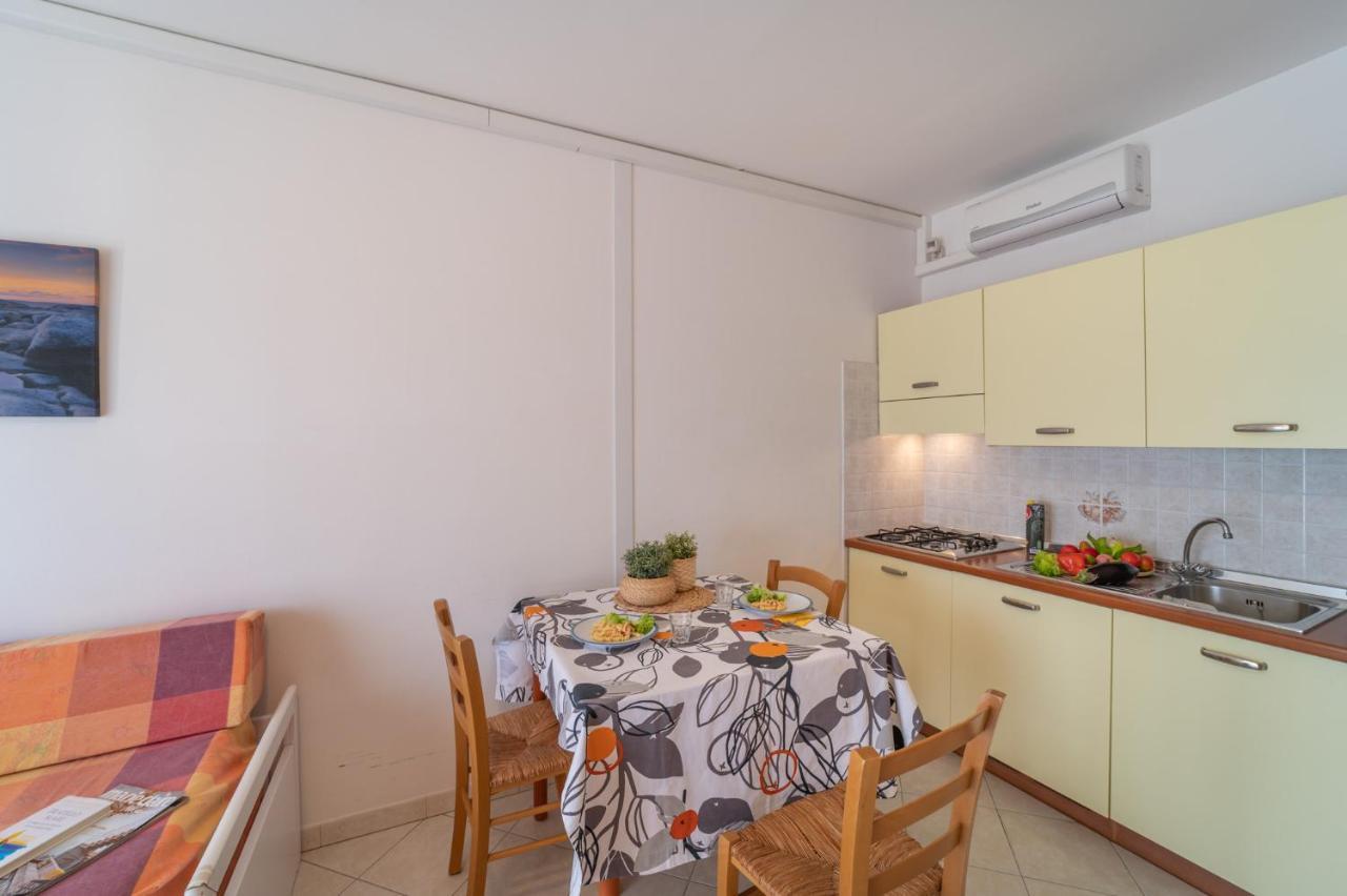 Residenza Puerto Do Sol Lignano Sabbiadoro Exterior foto