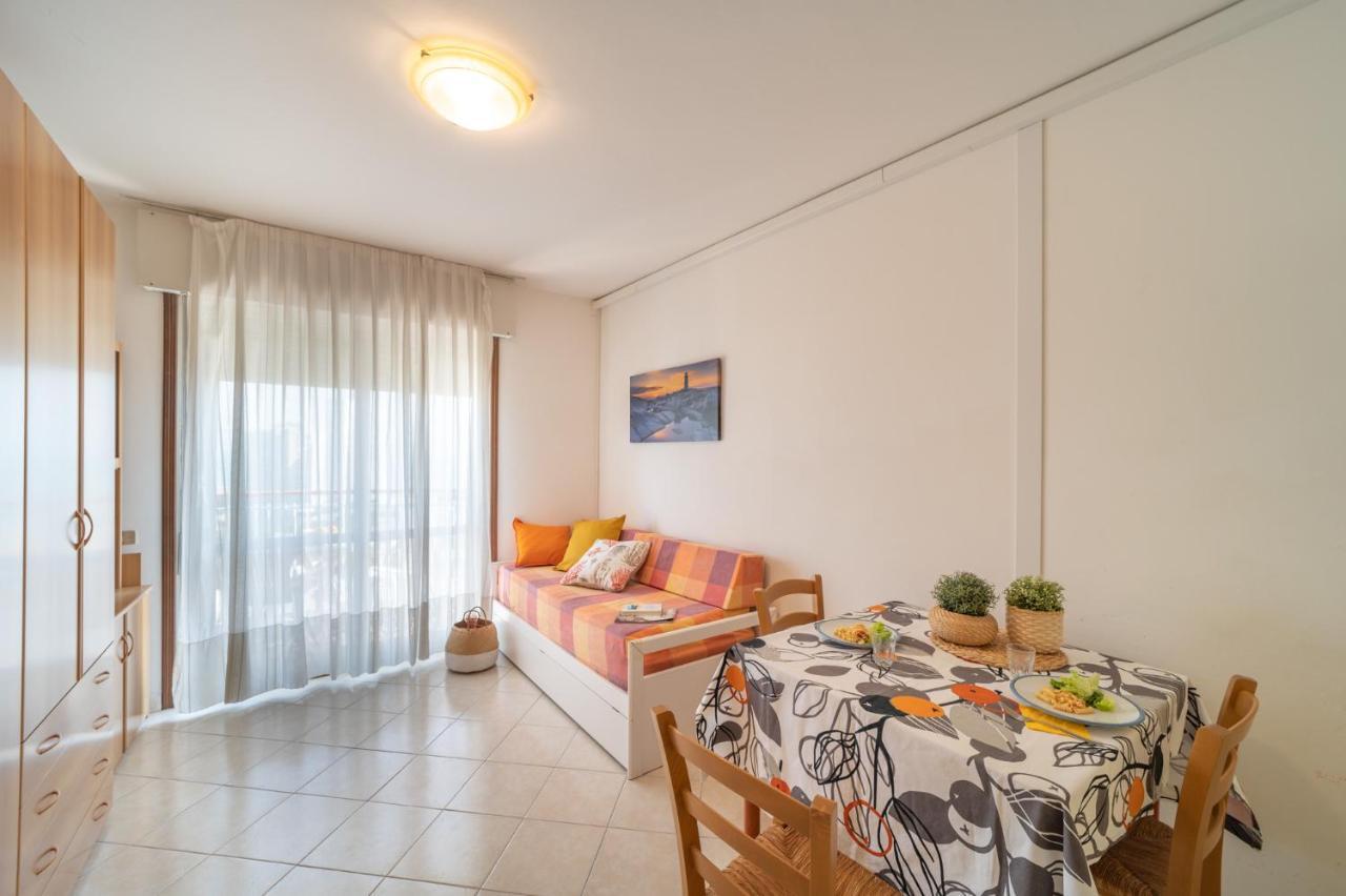 Residenza Puerto Do Sol Lignano Sabbiadoro Exterior foto