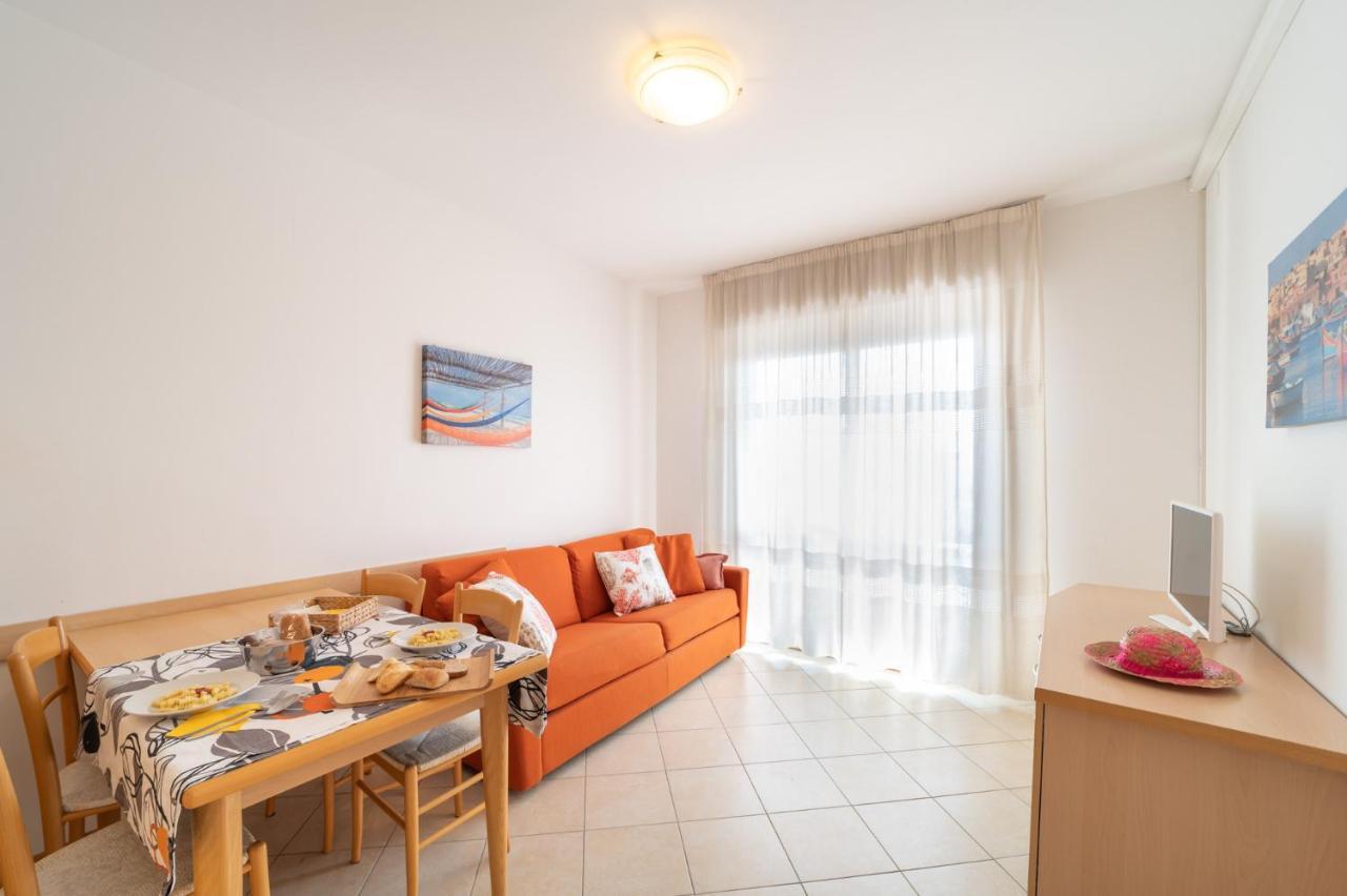 Residenza Puerto Do Sol Lignano Sabbiadoro Exterior foto