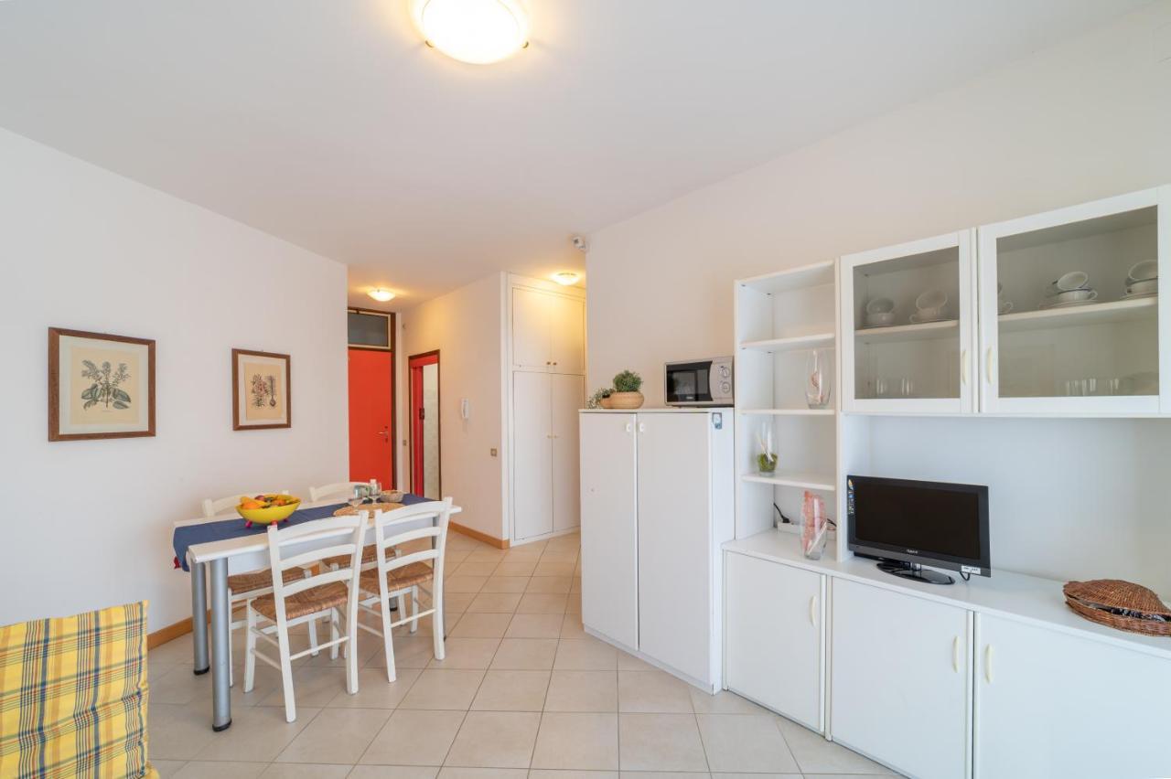 Residenza Puerto Do Sol Lignano Sabbiadoro Exterior foto