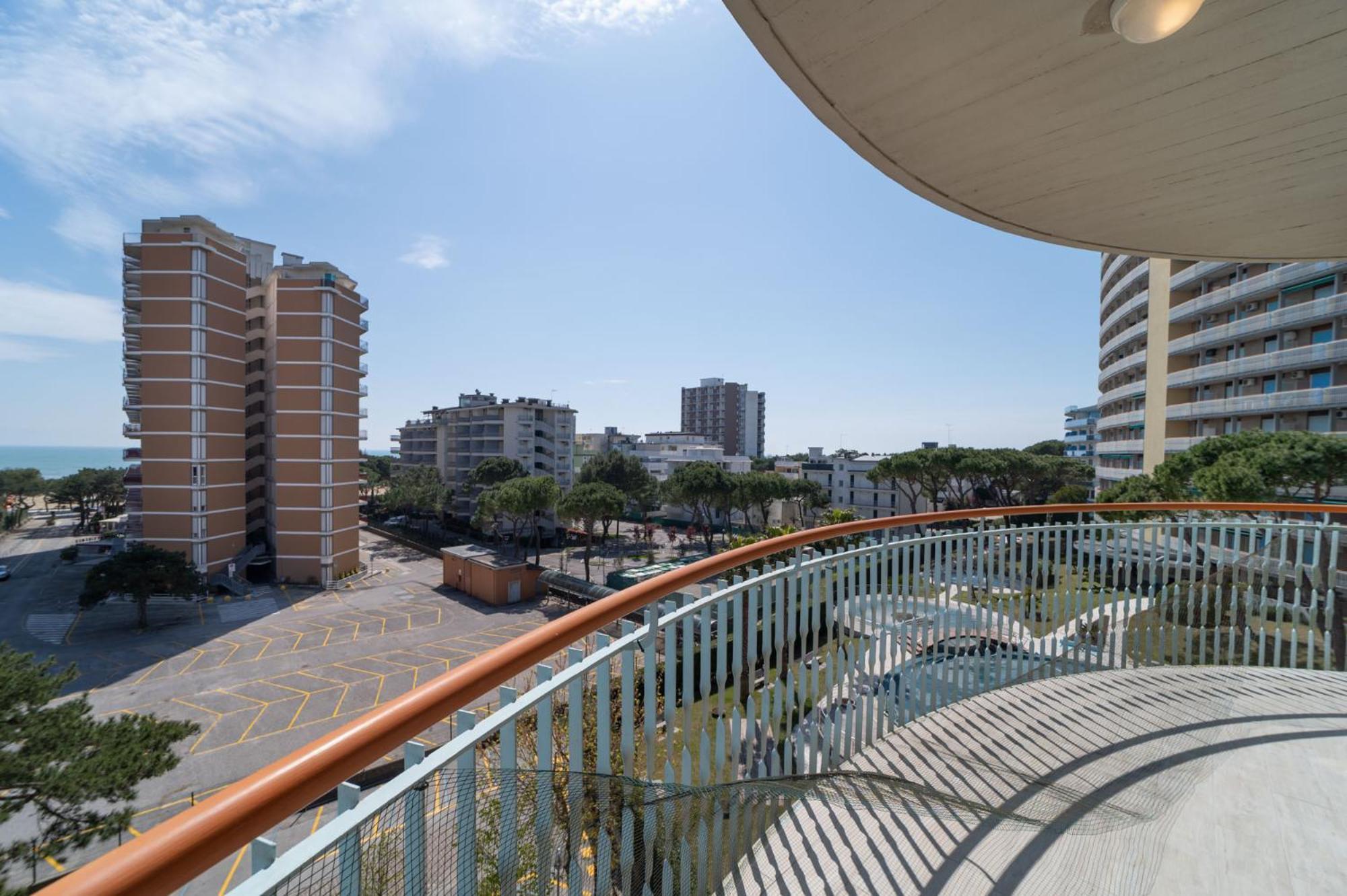 Residenza Puerto Do Sol Lignano Sabbiadoro Exterior foto